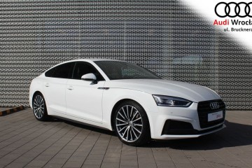 40 TFSI 190 KM S line LED Smartphone Navi Bang Kamera Virtual Czerń